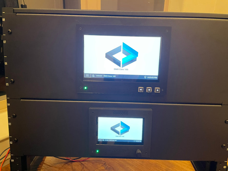 DMX Core 100 - 19" Rack Mount for 7" display